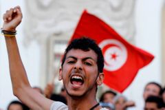 Tuniský premiér slíbil, že islamistická vláda odstoupí