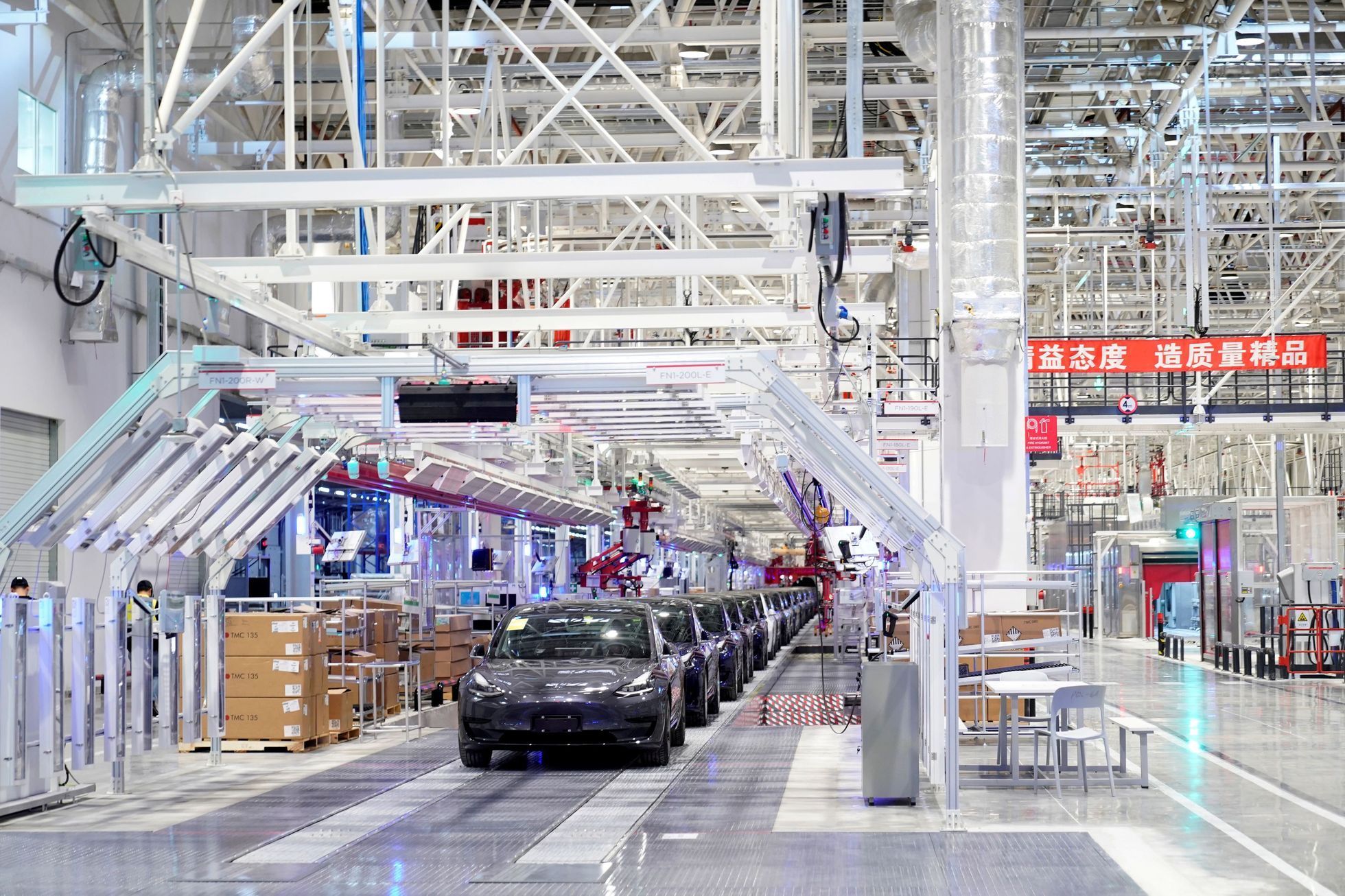 Tesla výroba Šanghaj