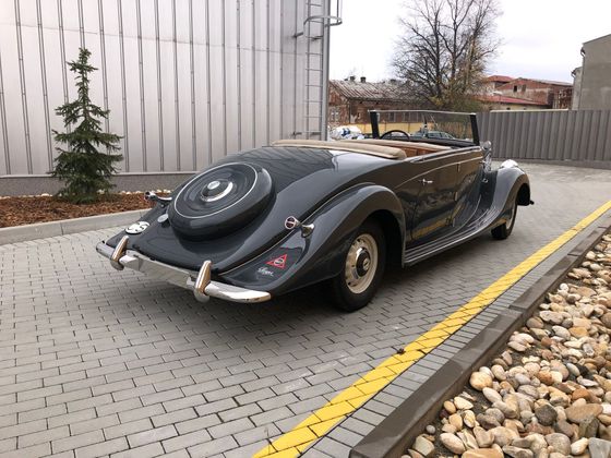Petimístný kabriolet Praga Golden se pravděpodobně vyrobil v jediném exempláři.