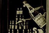 Stock oprášil starý rodinný recept, jehož původ sahá k pokusům italských mnichů vyrobit bylinný nápoj proti bolestem žaludku. Tak začala výroba likéru Fernet Stock.