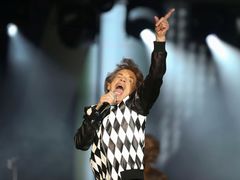 Mick Jagger při včerejším koncertu.