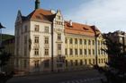 Praha 5 chce zrušit výjimečnou školu, rodiče protestují