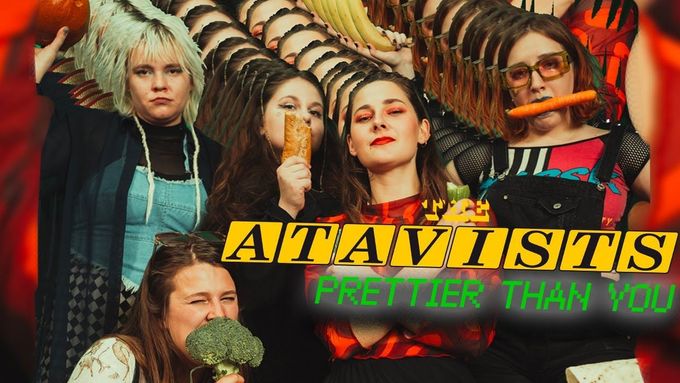Rukopis Adama Krofiana je zřejmý od úvodního a titulního tracku Prettier Than You z nového alba The Atavists.