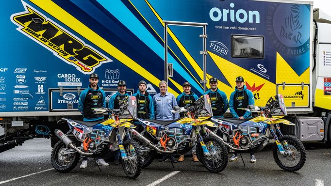 Tým Orion – Moto Racing Group před Rallye Dakar 2024.