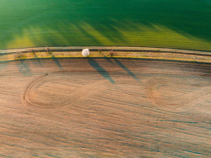 Moravské Slovácko, jižní Morava, fotografie z dronu, fotograf Radek Severa