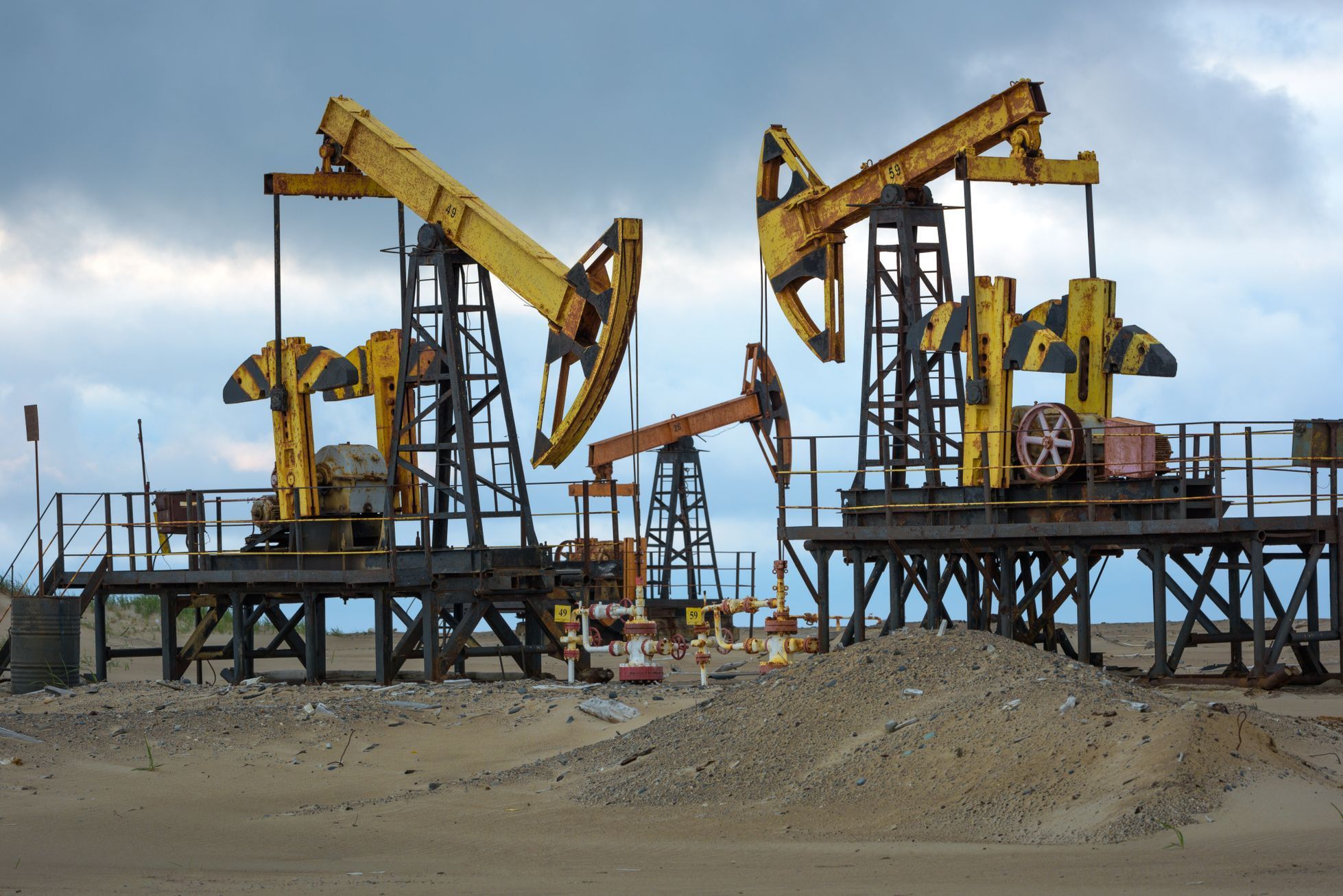 Těžba ropy, Rusko, Sachalin.