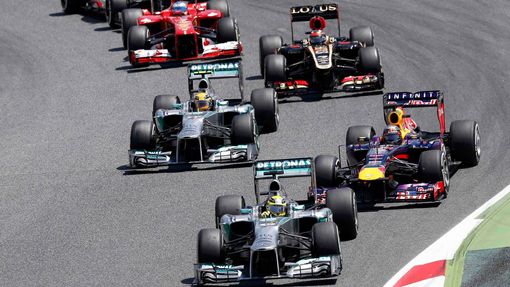 Formule 1, VC Španělska: Nico Rosberg vede po startu