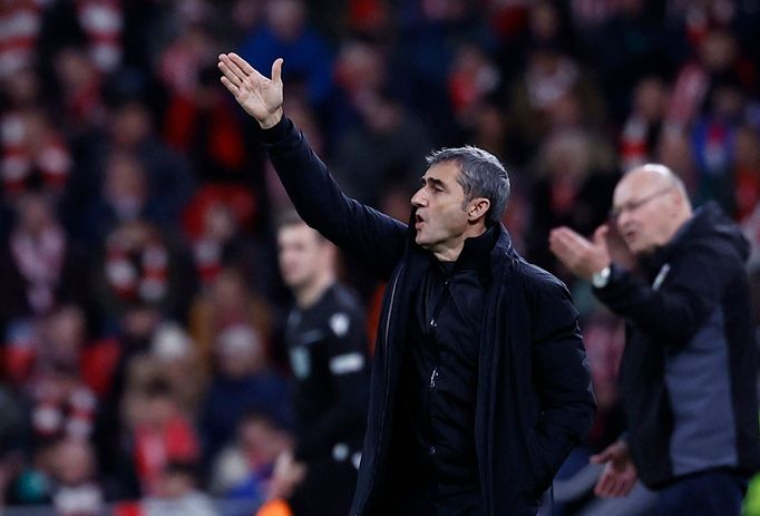 Ernesto Valverde v utkání s Plzní