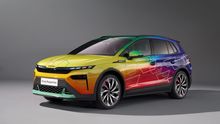 Škoda postavila duhové elektrické auto. Oslavuje jím i jeden ryze český prvek