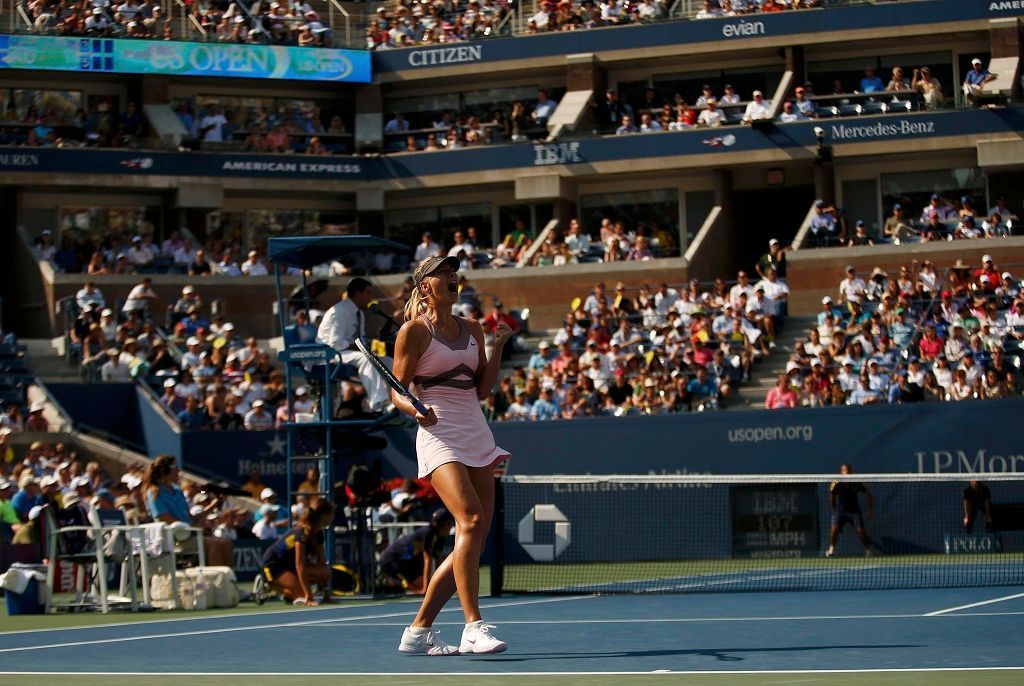 Maria Šarapovová v semifinále US Open 2012 proti Azarenkové