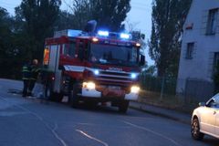 Ve Žďáru nad Sázavou hořel sklad zábavní pyrotechniky, jeden člověk byl zraněný