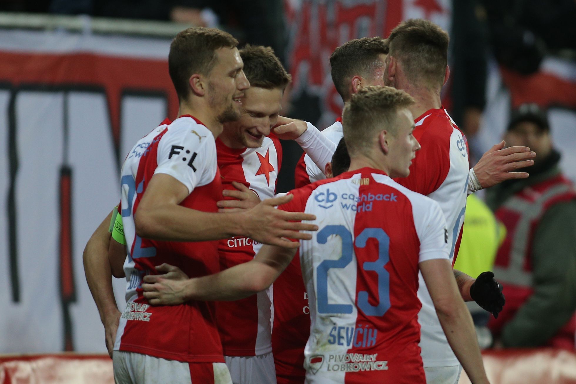 Slavisté slaví v zápase 18. kola první ligy Slavia - Karviná
