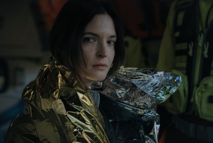 Kristýna Ryška jako kriminalistka Laura Linhartová ve filmu Stvůry.