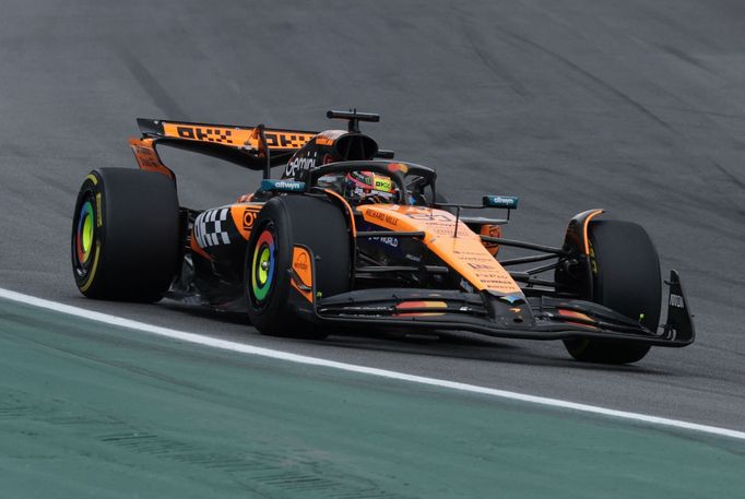 Oscar Piastri, McLaren ve VC Brazílie F1 2025