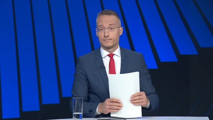 Moderátor slovenské TV Markíza Michal Kovačič ve svém pořadu odhalil zásahy vedení do svobody vysílání.