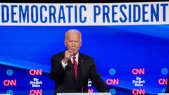 Joe Biden během debaty demokratických kandidátů na prezidenta USA.