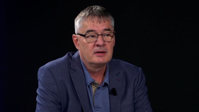 Klimatolog Českého hydrometeorologického ústavu Radim Tolasz o tom, jak lidé v průběhu let vnímají vedro.