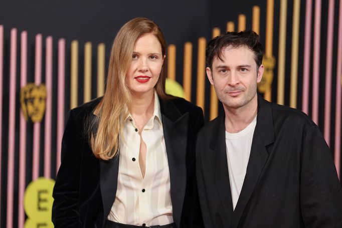 Cenu za scénář si odnášejí autoři Anatomie pádu, režisérka Justine Triet a scenárista Arthur Harari.