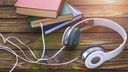 Proč poslouchat audioknihy? V létě i během semestru