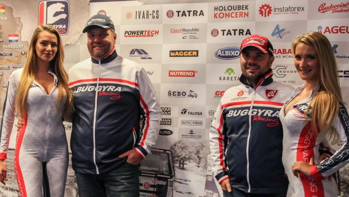 Nejsilnější sestavou se na Dakaru bude prezentovat Buggyra, Martina Kolomého za volantem druhé Tatry Phoenix doplnil Aleš Loprais.