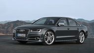  "Krátké" Audi A8. Uvozovky jsou namístě. Karoserie měří více než 5,13 m, takže patří k nejdelším osobním vozům na trhu.