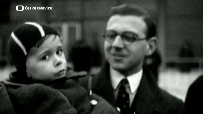 Zapomenutý transport židovských dětí z Československa do UK v lednu 1939, u něž asistoval sir Winton. Objevil ho novinář Jiří F. Potužník.