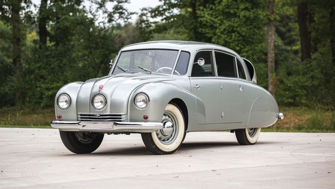 Tatra 87 je jedním ze dvou modelů značky v nadcházející aukci.