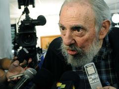 Fidel Castro přišel osobně odevzdat svůj hlas.