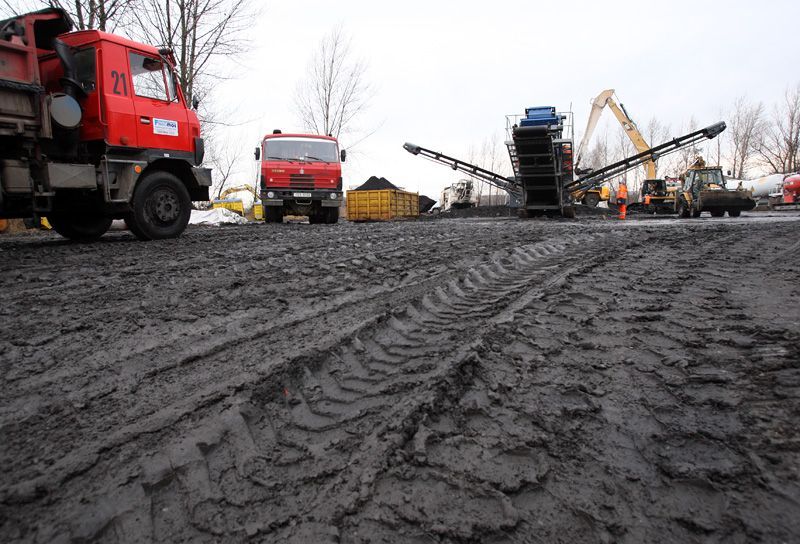 Výroba paliva z olejových zbytků na lagunách v Ostravě