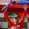 Španělský cyklista Alejandro Valverde ze stáje Movistar slaví vítězství ve 3. etapě Vuelty 2012.