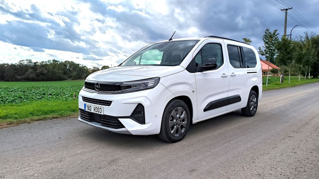 Opel Combo XL s dieselem a automatem v testu: Poslední šance získat naftu?