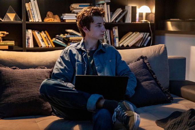 Antonio Šoposki jako Pavel.