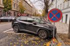 Parkování v Praze, dopravní značka Zákaz zastavení