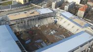 Slávistický stadion Eden je před dokončením, finišují poslední výstavby (leden 2008).