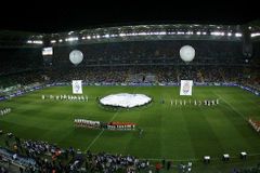 Poháry UEFA a Intertoto končí. Nahradí je Evropská liga
