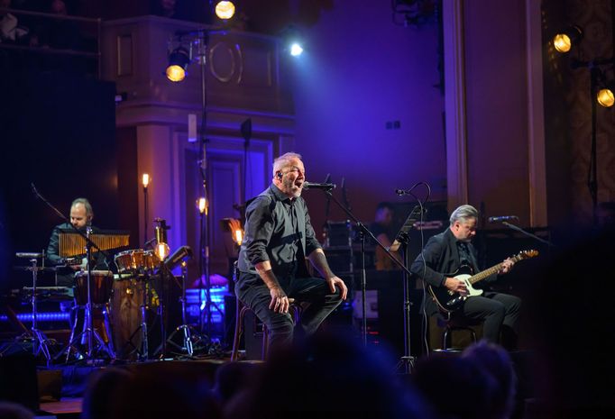 Na snímku z krylovského koncertu je David Koller.