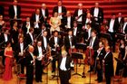 Ve Vídni se koná tradiční ples v opeře, vystoupil i Plácido Domingo