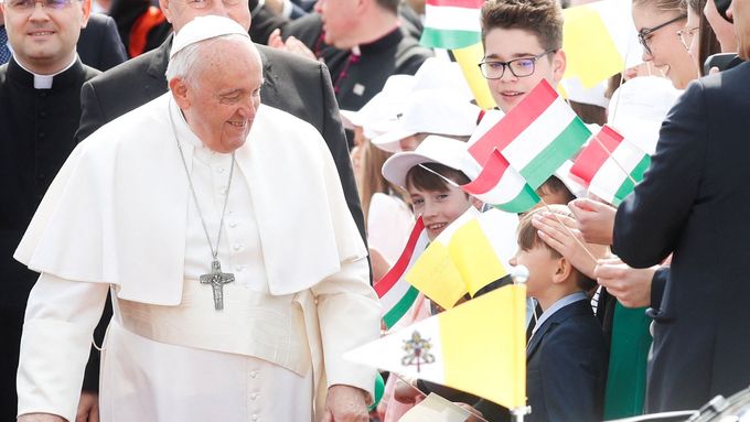 Papež František při návštěvě Maďarska.