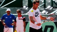 Argentinský tenista Juan Martín Del Potro na tréninku před semifinále Davis Cupu s Českou republikou.