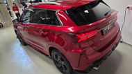 Design auta dělal Řek Sotiris Kovos, který dříve pracoval třeba pro Toyotu.