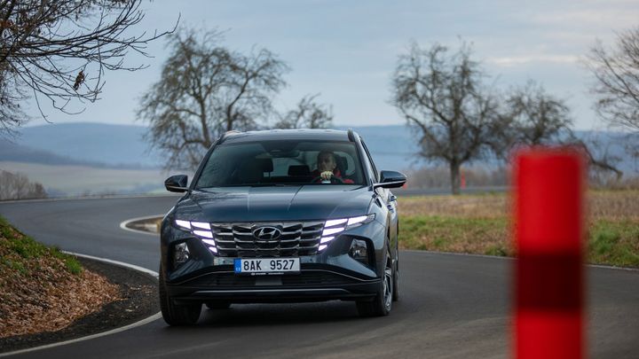 Futuristický divočák klame tělem. Hyundai Tucson je klidná povaha a myslí na rodinu