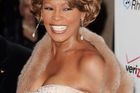 Hudebnímu průmyslu prospívá mrtvá Whitney Houston