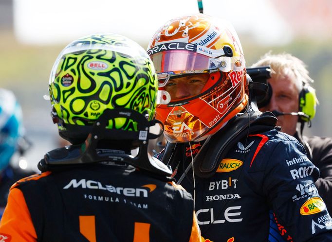 Lando Norris a Max Verstappen