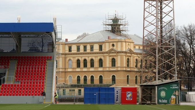 Rekonstrukce stadionu ve Štruncových sadech přišla na 360 milionů.