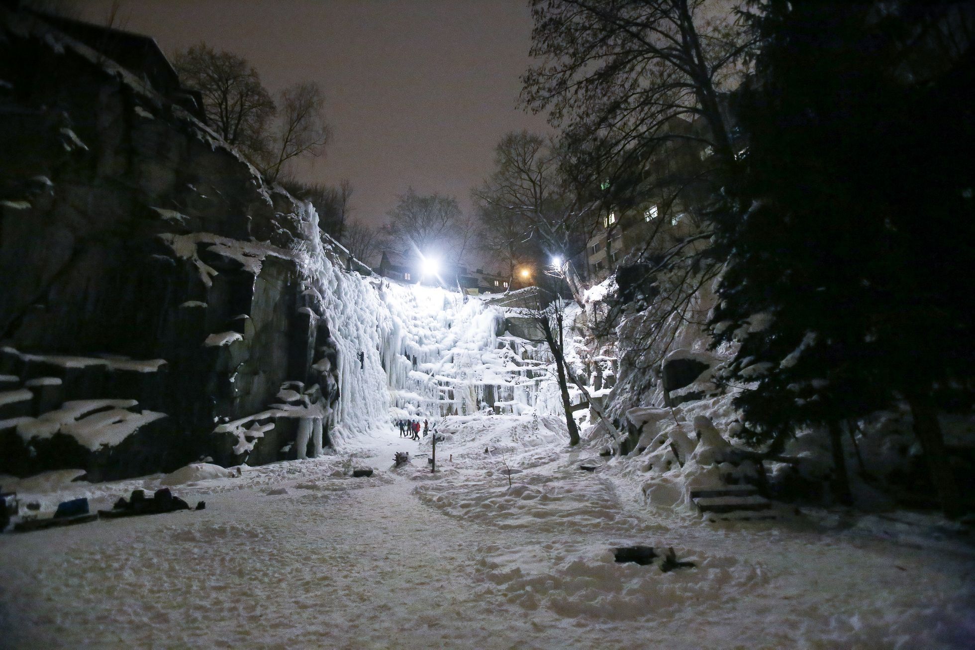 Umělá ledová stěna v Liberci