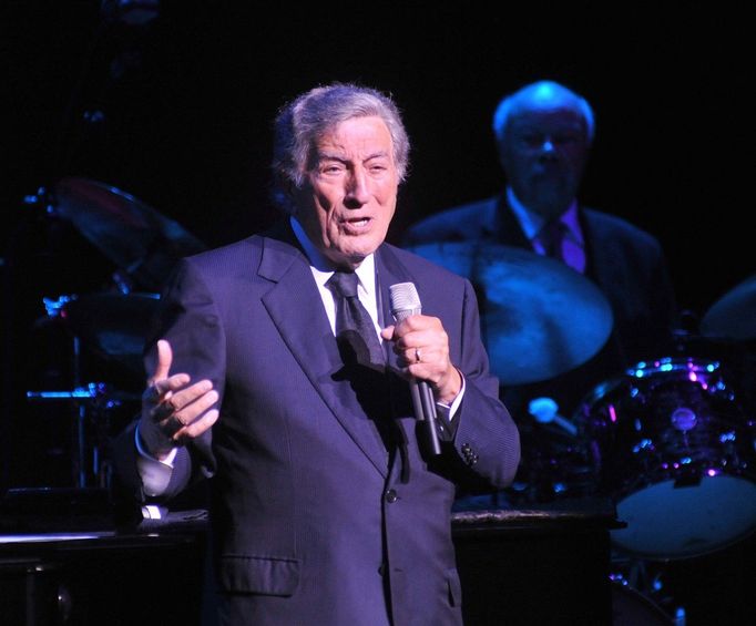 Tony Bennett.