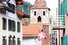 Švýcarská vesnice zakázala na svém území fotit. Nechce, aby jí lidé na sociálních sítích záviděli
