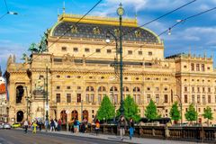 Operní odbory žádají, aby Zaorálek vypsal konkurz na ředitele Národního divadla