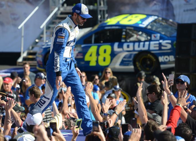 NASCAR 2016: Jimmie Johnson