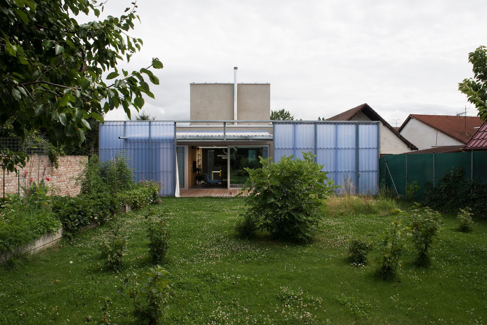 Dům v domě, Slovensko